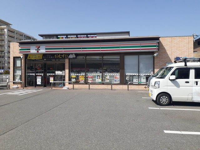 コンビニ