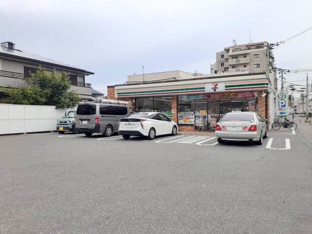 コンビニ