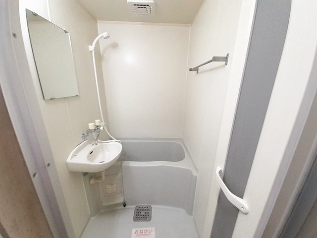バス